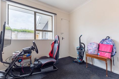 Photo of property in 34a Rewarewa Crescent, Waikanae, 5036