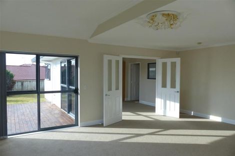 Photo of property in 10 Cabbage Tree Grove, Woodridge, Wellington, 6037