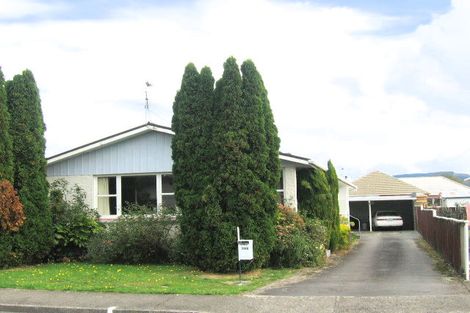 Photo of property in 65a Kashmir Avenue, Clouston Park, Upper Hutt, 5018