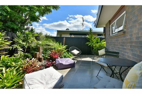 Photo of property in 2/54 Lakeside Drive, Orewa, 0931