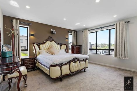 Photo of property in 21 Colliston Rise, Pinehill, Auckland, 0632
