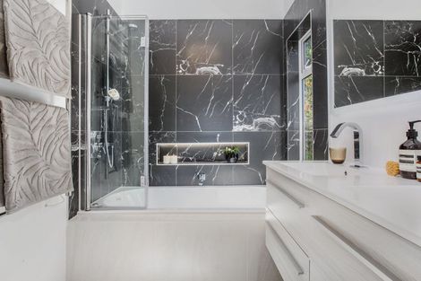 Photo of property in 10 Kilmister Avenue, Thorndon, Wellington, 6011