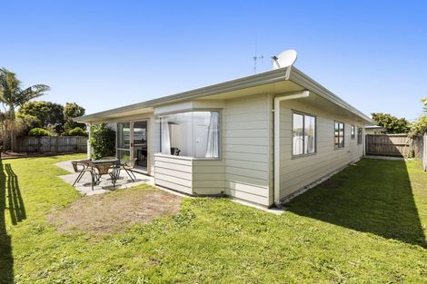 Photo of property in 56c Hartford Avenue, Papamoa Beach, Papamoa, 3118