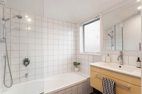 Photo of property in 34 Hamilton Avenue, Ilam, Christchurch, 8041