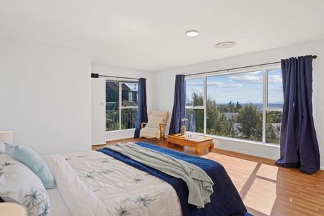 Photo of property in 1 Takahe Drive, Cashmere, Christchurch, 8022