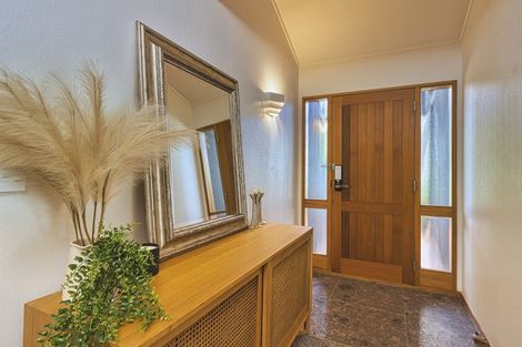 Photo of property in 3a Tauroa Road, Havelock North, 4130