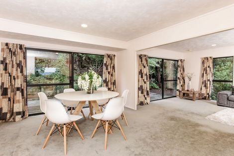 Photo of property in 22 Darcy Place, Massey, Auckland, 0614