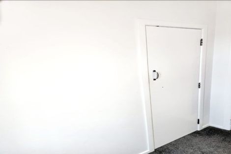 Photo of property in 2/31 Sunnyfield Crescent, Glenfield, Auckland, 0629