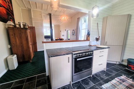 Photo of property in 20 Makomako Street, Pongaroa, 4991