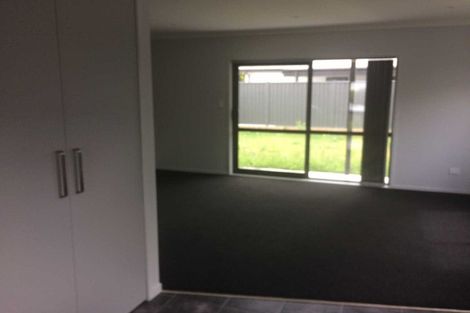 Photo of property in 238 Bridge Street, Eltham, 4322