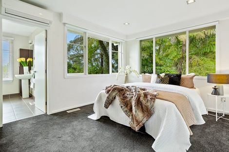 Photo of property in 1 Huia Road, Titirangi, Auckland, 0604