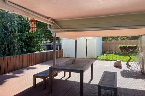 Photo of property in 1/329 Pakuranga Road, Pakuranga Heights, Auckland, 2010
