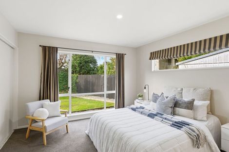 Photo of property in 14 Harlech Mews, Avonhead, Christchurch, 8042
