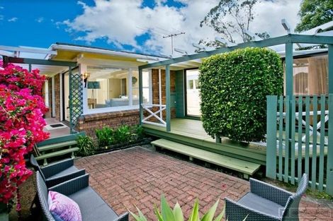 Photo of property in 2/53 Ayton Drive, Totara Vale, Auckland, 0629