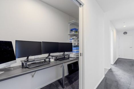 Photo of property in 39 Aratapu Street, Waitara, 4320