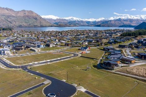 Photo of property in Kirimoko Crescent, Wanaka, 9305