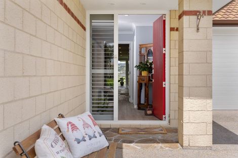 Photo of property in 12 Kereru Place, Pyes Pa, Tauranga, 3112