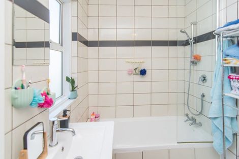 Photo of property in 60 Evans Street, Maori Hill, Timaru, 7910