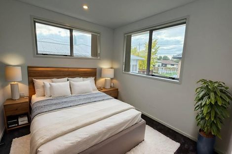 Photo of property in 47b Lynwood Road, New Lynn, Auckland, 0600