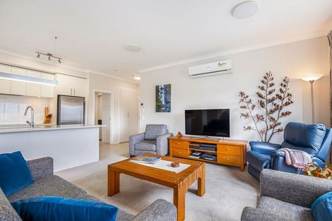 Photo of property in 112 Panorama Heights, Orewa, 0931