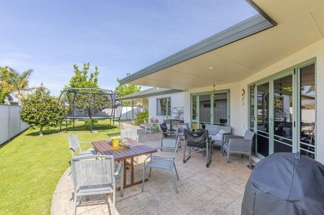 Photo of property in 69 Kensington Drive, Taradale, Napier, 4112