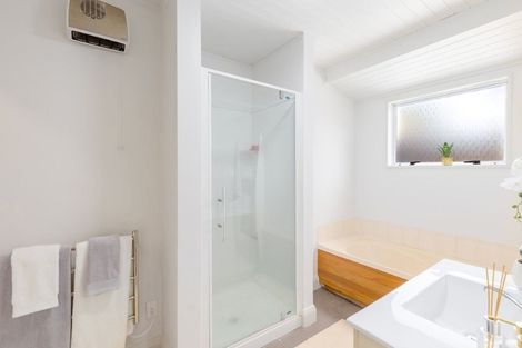 Photo of property in 21 Wharenui Road, Upper Riccarton, Christchurch, 8041