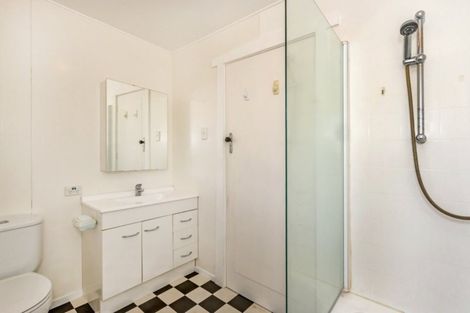 Photo of property in 16 Hopkins Street, Woolston, Christchurch, 8023