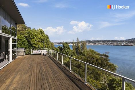 Photo of property in 8a Doon Street, Vauxhall, Dunedin, 9013