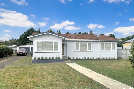 Photo of property in 3 Hospital Street, Dannevirke, 4930