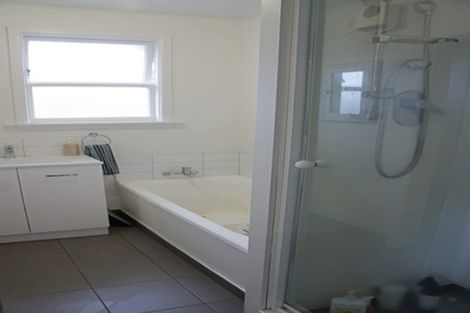 Photo of property in 68 Staveley Street, Avonhead, Christchurch, 8042