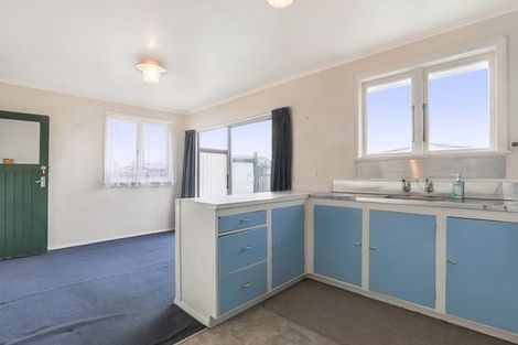 Photo of property in 25 Hill Crescent, Papakura, 2110