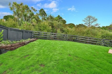 Photo of property in 9 Pheasant Close, Stanmore Bay, Whangaparaoa, 0932