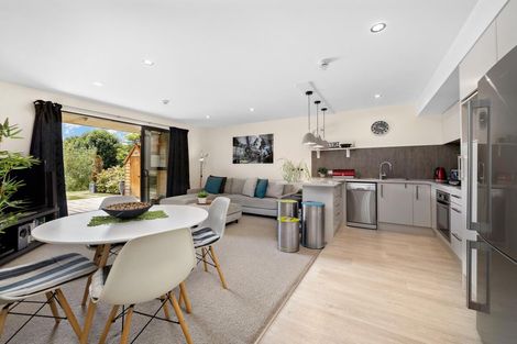Photo of property in 67 Andrews Road, Queenstown, 9300