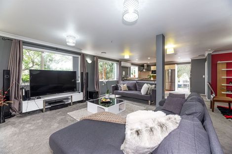 Photo of property in 137 Te Atatu Road, Te Atatu South, Auckland, 0610