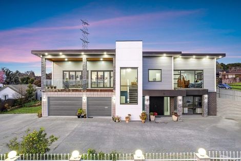 Photo of property in 1 Leven Lane, Totara Heights, Auckland, 2105
