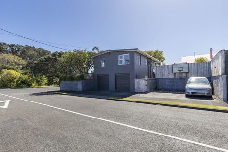 Photo of property in 29 Barrett Street, Westown, New Plymouth, 4310