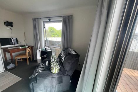Photo of property in 12 Hokio Beach Road, Levin, 5510