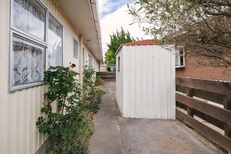 Photo of property in 57 Abraham Crescent, Milson, Palmerston North, 4414