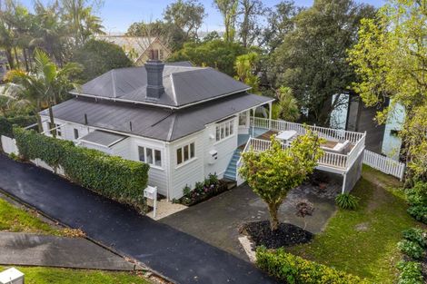 Photo of property in 25 Princes Street, Northcote Point, Auckland, 0627