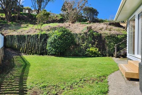 Photo of property in 31 Simons Street, Moturoa, New Plymouth, 4310
