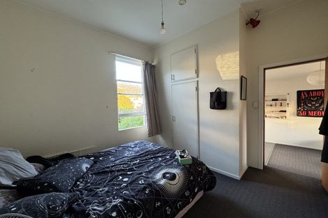 Photo of property in 14 Prince Street, Mount Victoria, Wellington, 6011
