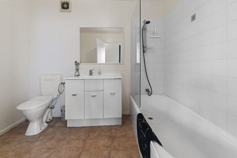 Photo of property in 83 Harbour View Road, Omokoroa, 3114