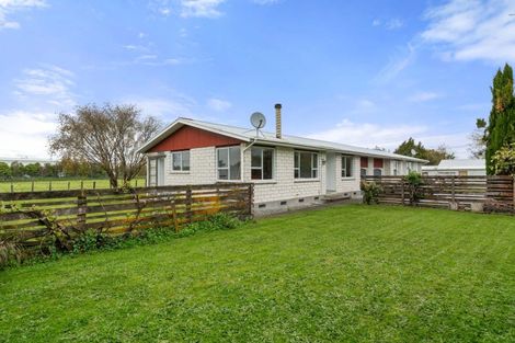 Photo of property in 6a Tait Place, Carterton, 5713