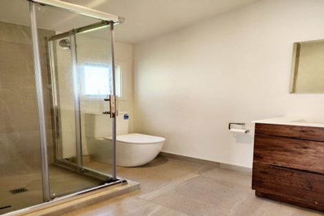 Photo of property in 4 Paton Avenue, Te Atatu South, Auckland, 0610