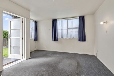 Photo of property in 127u7 Queens Drive, Lyall Bay, Wellington, 6022