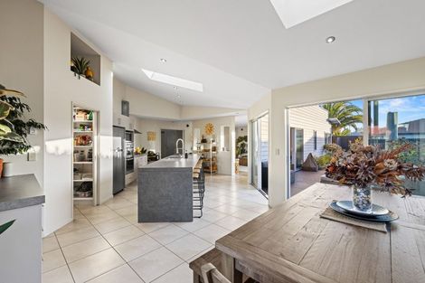 Photo of property in 12 Sandalwood Place, Waimairi Beach, Christchurch, 8083