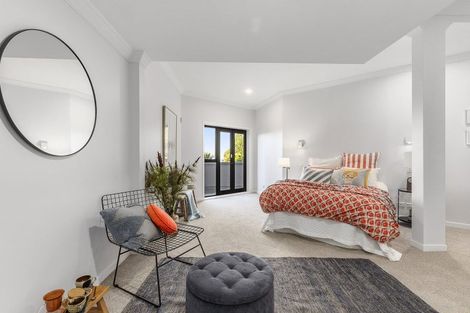 Photo of property in 25u3 Thane Road, Roseneath, Wellington, 6011