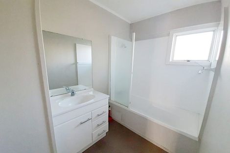 Photo of property in 1/90 Kenderdine Road, Papatoetoe, Auckland, 2025
