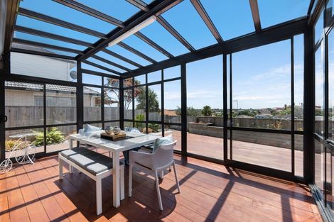 Photo of property in 216 Whitford Road, Shamrock Park, Auckland, 2016