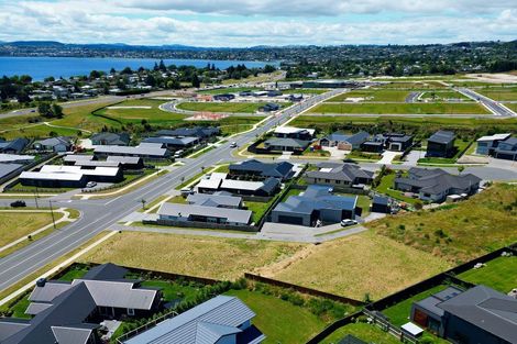 Photo of property in 4 Tuapapa Road, Wharewaka, Taupo, 3330